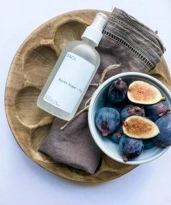 Z&Co. Brown Sugar + Fig White Tulip Collection Home Goods