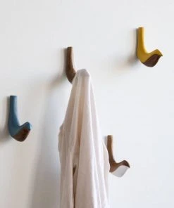 Foreside Home & Garden Home Goods Bird On A Wall Hook Green