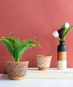 Foreside Home & Garden Footed Geo Terracotta Planter Large Vases